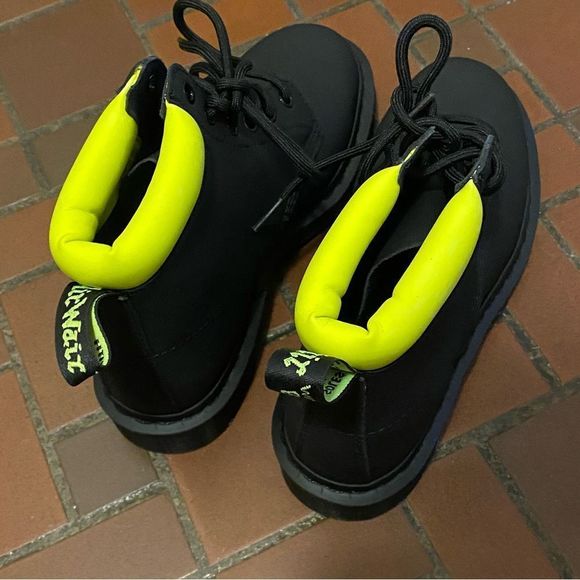 Dr. Martens Mens 939 6-Eye Boot